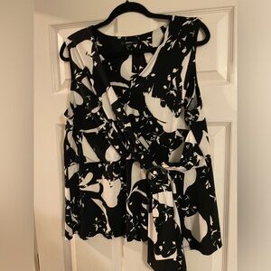 Alfani Black and White soft Sleeveless Shirt size xl